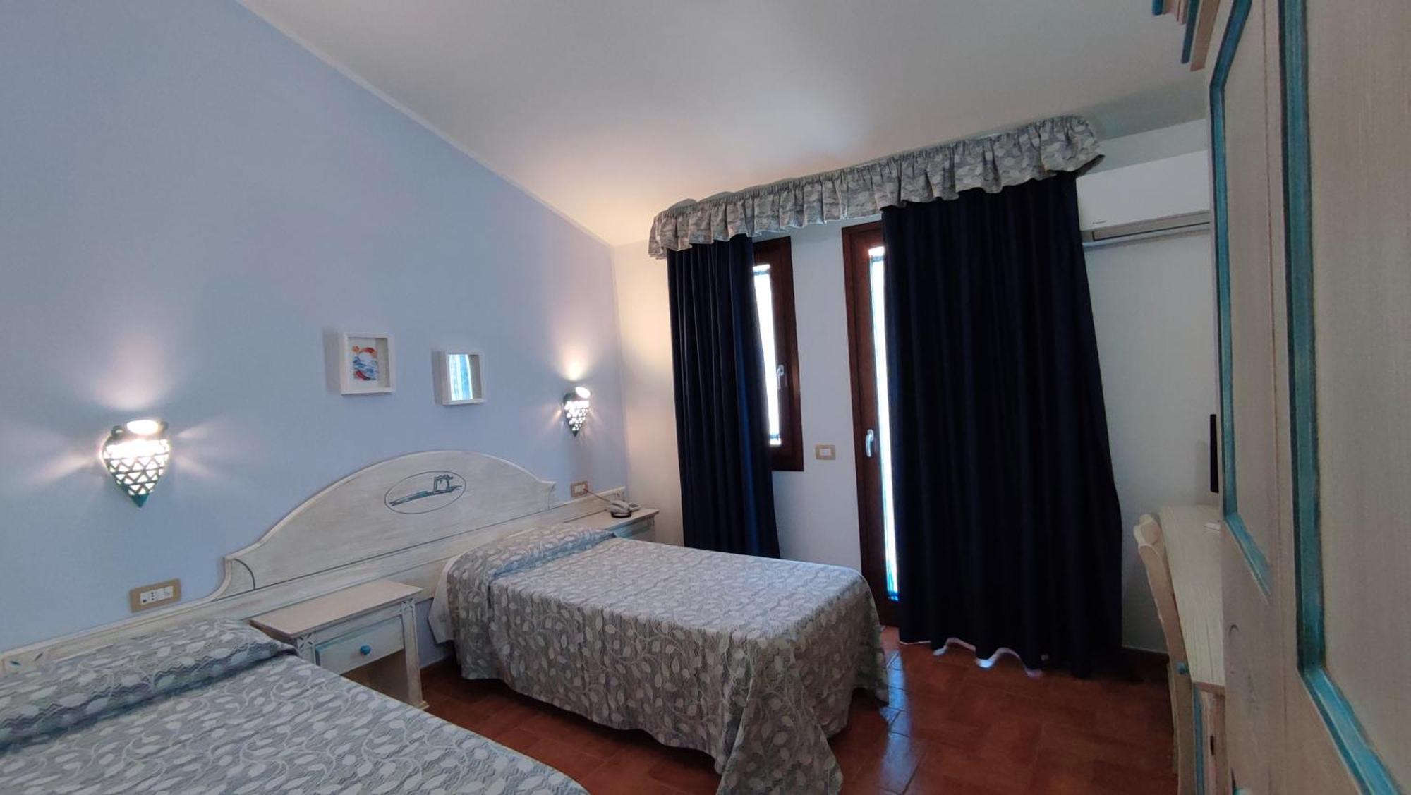 Hotel Le Sabbie 칼라세타 외부 사진