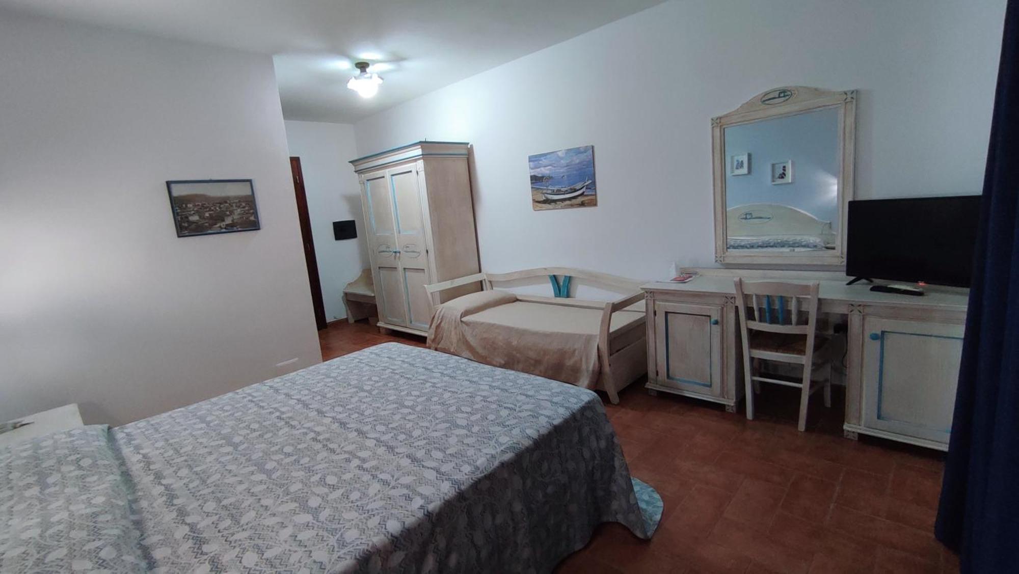 Hotel Le Sabbie 칼라세타 외부 사진